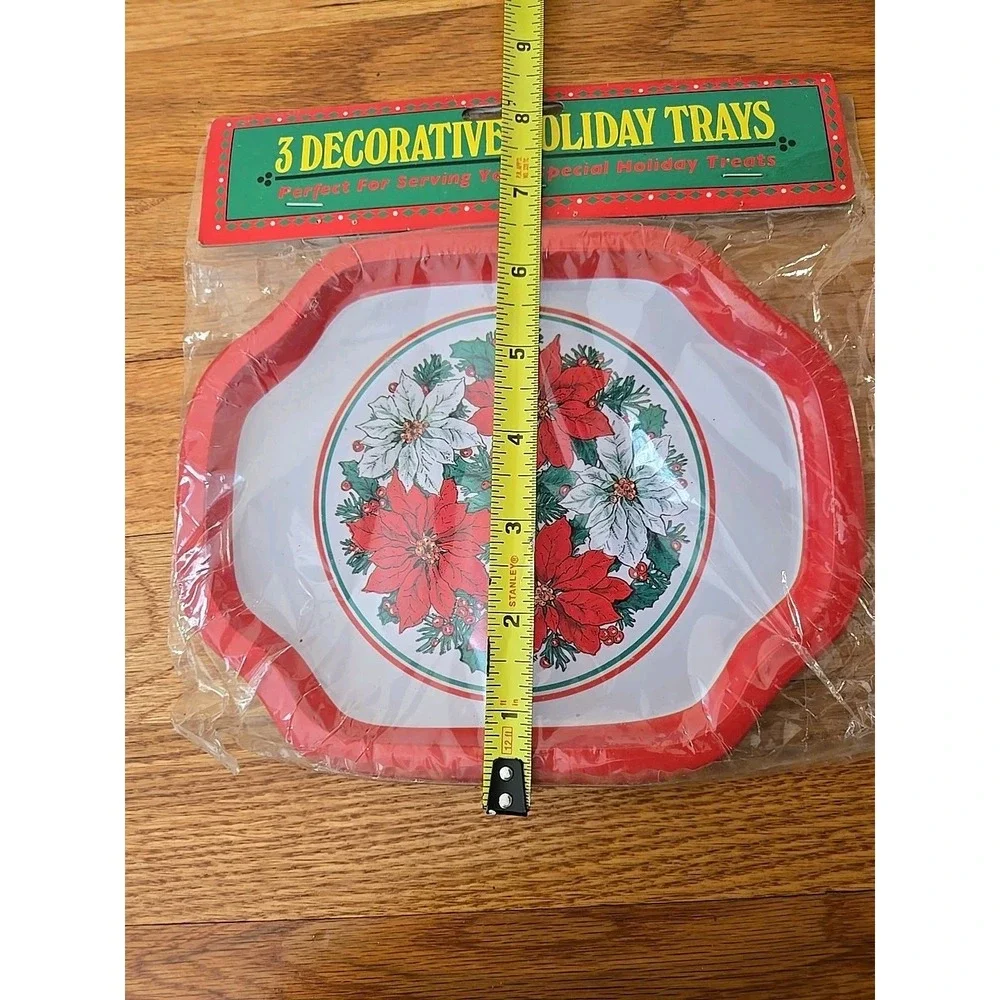 Vintage Ullman 3 Decorative‎ Metal Holiday Christmas Trays Decorative Poinsettia